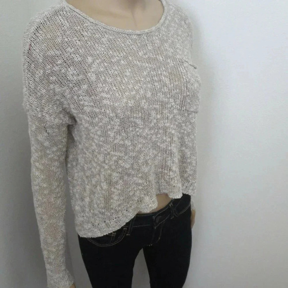 Hollister Knit Crop Sweater Size XS/S - Picture 4 of 6